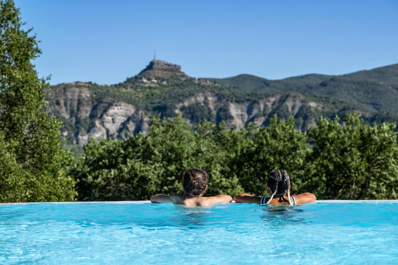 Charmant Camping Familiale 3 Etoiles Vue 360 Plage Piscine A Debordement Empl Xxl Labeaume Exterior photo